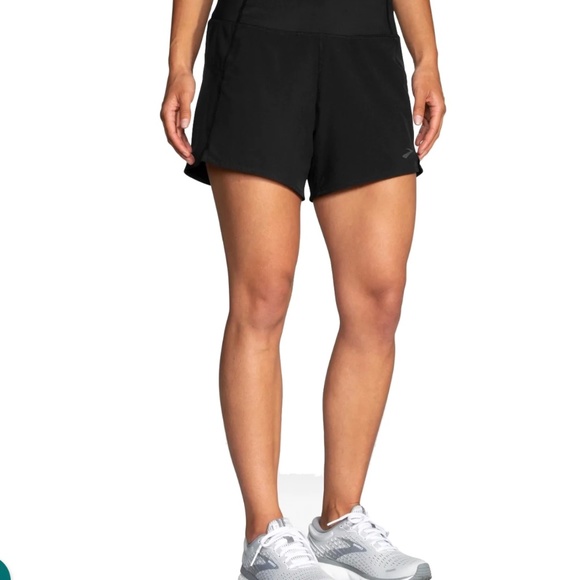 Sports Shorts for Women Brooks Chaser 5